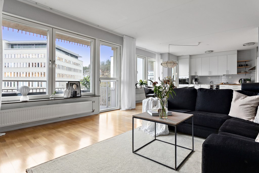 Fredsborgsgatan 8, 2tr